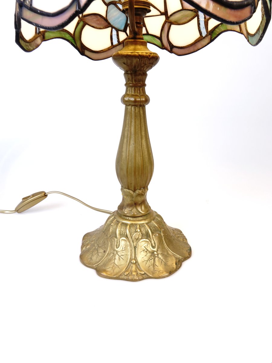 Table Lamp In The Spirit Of "tiffany" With Floral Decoration-photo-2