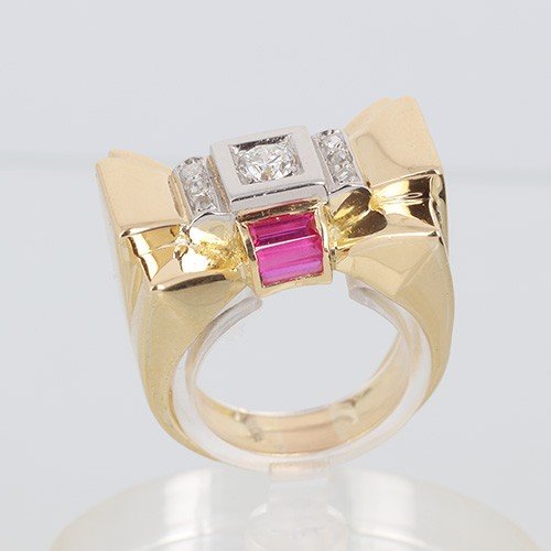 Tank Ring In 750 ‰ Yellow Gold Presenting 0.25ct Diamond, Calibrated Ruby And Diamonds B10419-photo-3