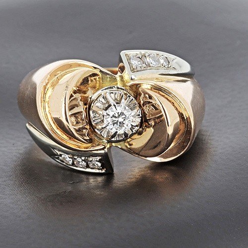 Knot Ring In 750‰ Yellow Gold With 0.15 Ct Brilliant Cut Diamond Enhanced With 10 Diamonds -b10411