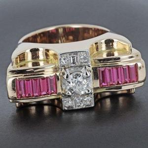 Tank Ring In 750‰ Yellow Gold With 0.35ct Old Cut Diamonds And Calibrated Rubies-b10410