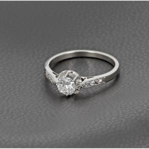 Solitaire en Or blanc 750 ‰ et Platine présentant un diamant Demi-taille De 0,35 Ct - 2,20 Gr - B10036