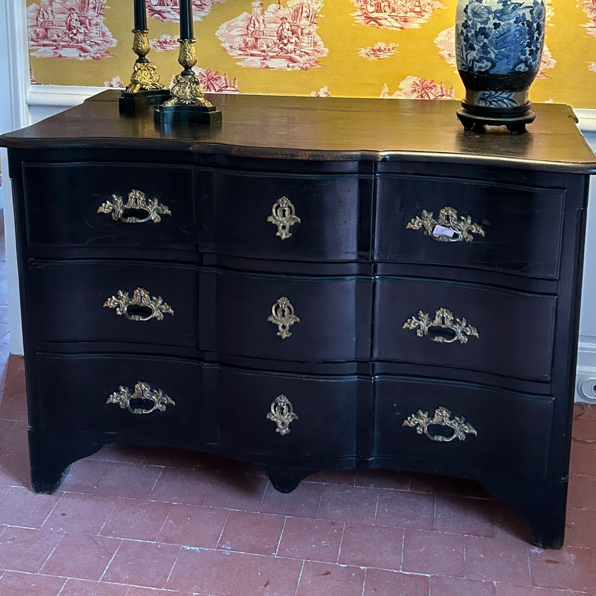 Louis XV Style Commode In Black Lacquer, 18th Century.-photo-2