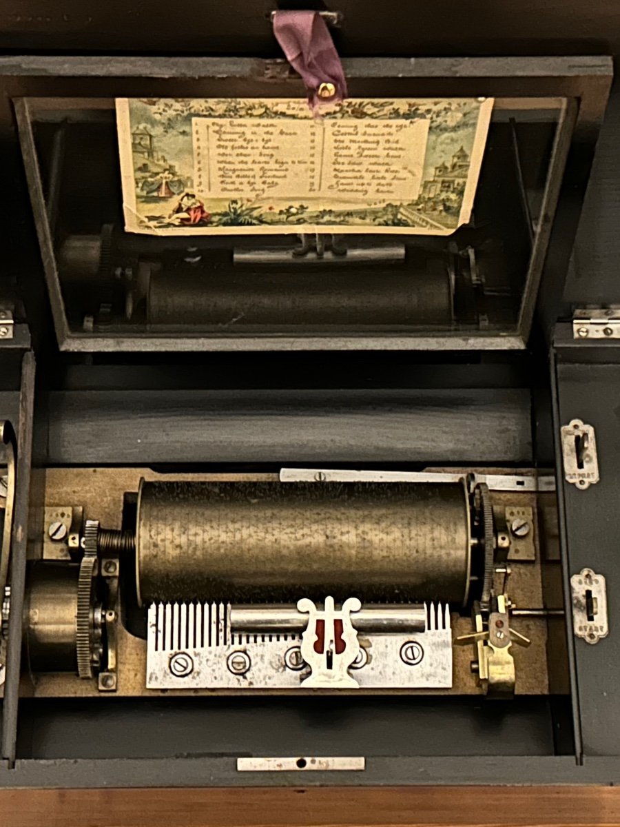 19th Century English Music Box With 20 Tunes.