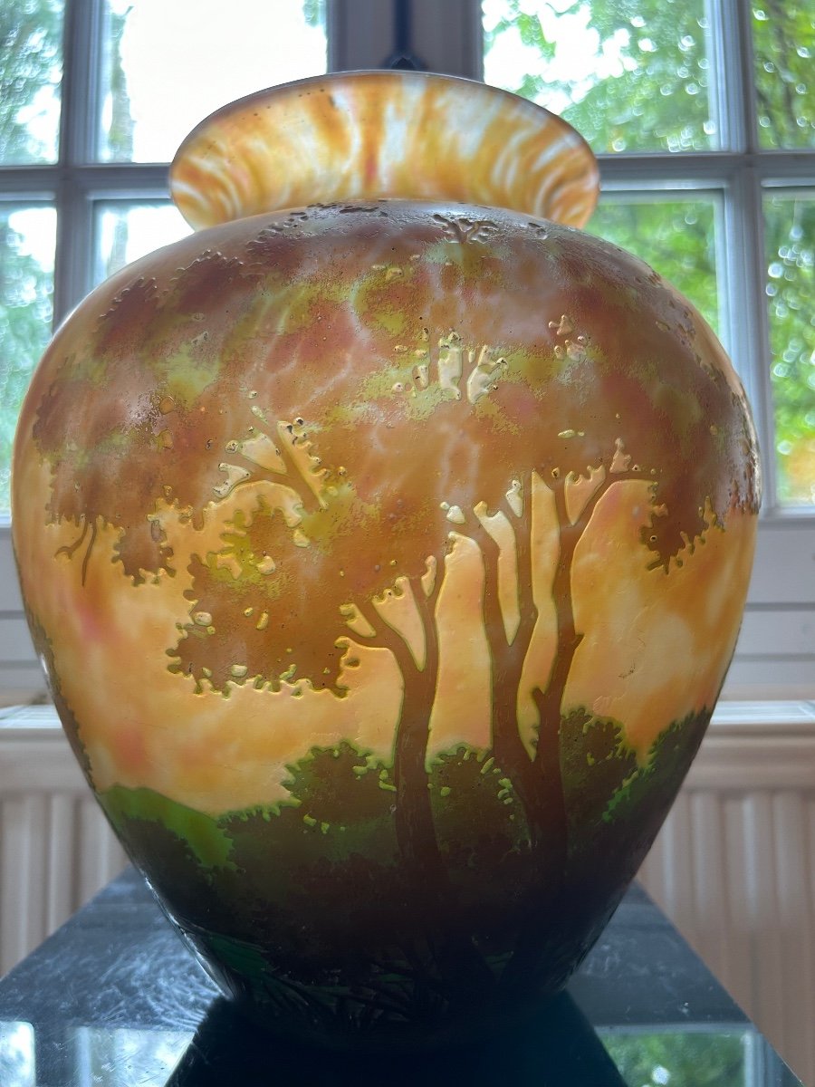 Vase balustre en verre marmoréen Delatte Nancy