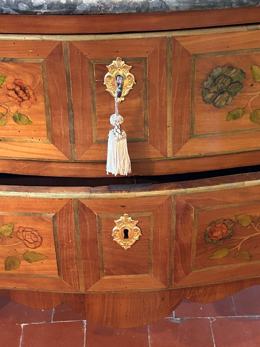 Commode Sauteuse  Provinciale En Merisier Marquetée De Fleurs D’époque XVIIIe.-photo-2