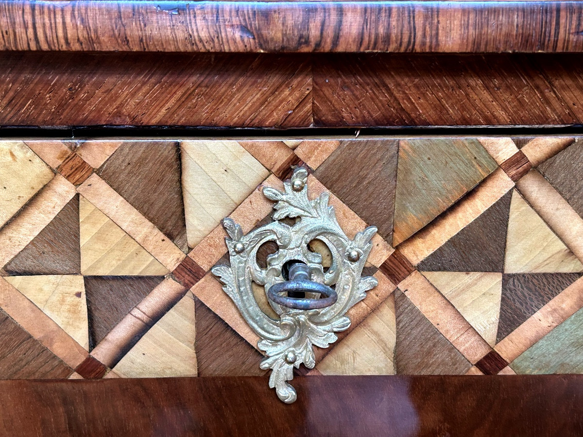 Louis XV Style Desk In Exotic Wood Marquetry.-photo-3