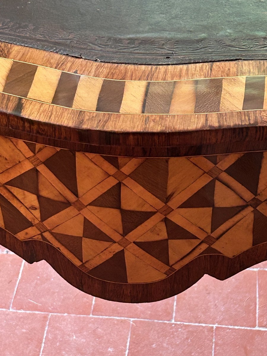 Louis XV Style Desk In Exotic Wood Marquetry.-photo-3