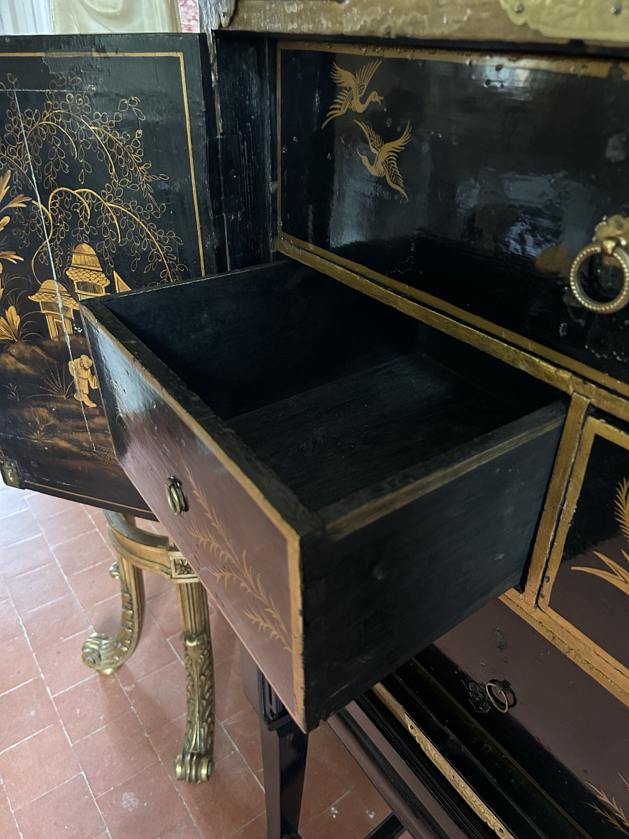 Japanese Lacquer Cabinet, Edo Period (early 19th Century)-photo-1