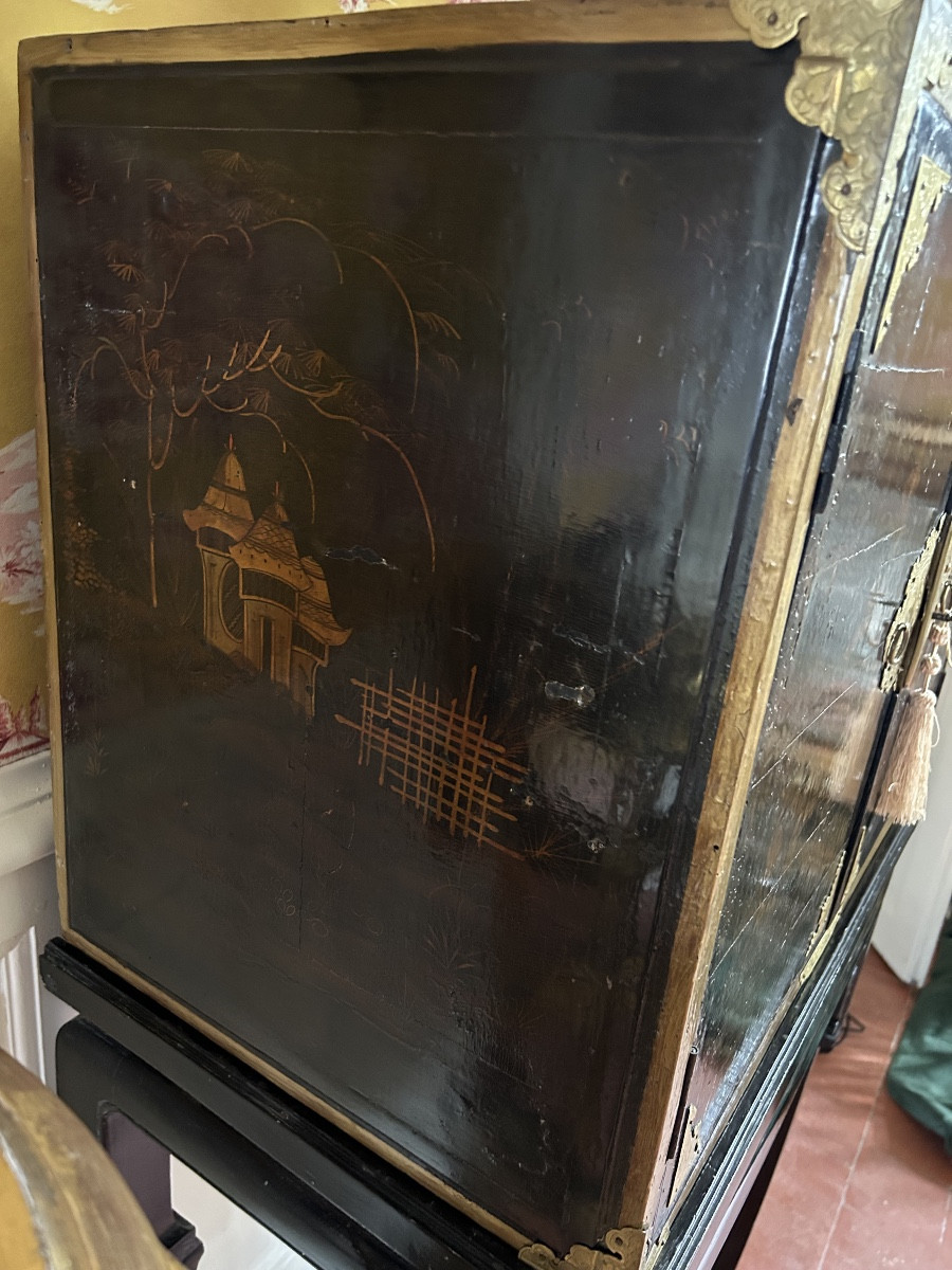 Japanese Lacquer Cabinet, Edo Period (early 19th Century)-photo-7