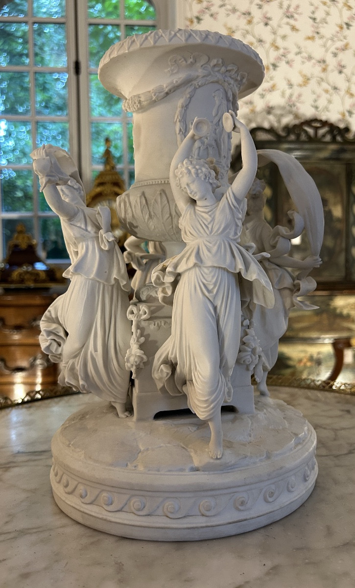 Centre de table en biscuit « danse néoclassique » , époque XIXe