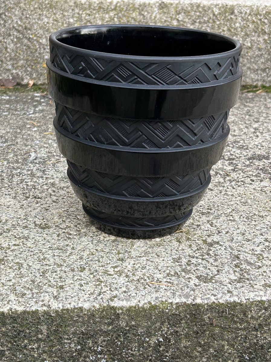 Vase noir d’époque Art-Déco en verre moulé pressé signé CÉSARI -photo-4