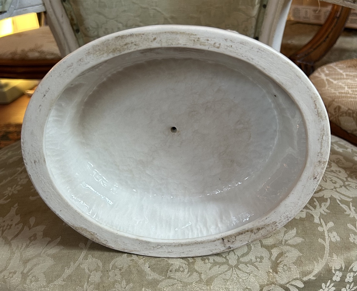 Groupe « Les enfants musiciens » porcelaine de Capo di Monte , époque XIXe signé.-photo-3