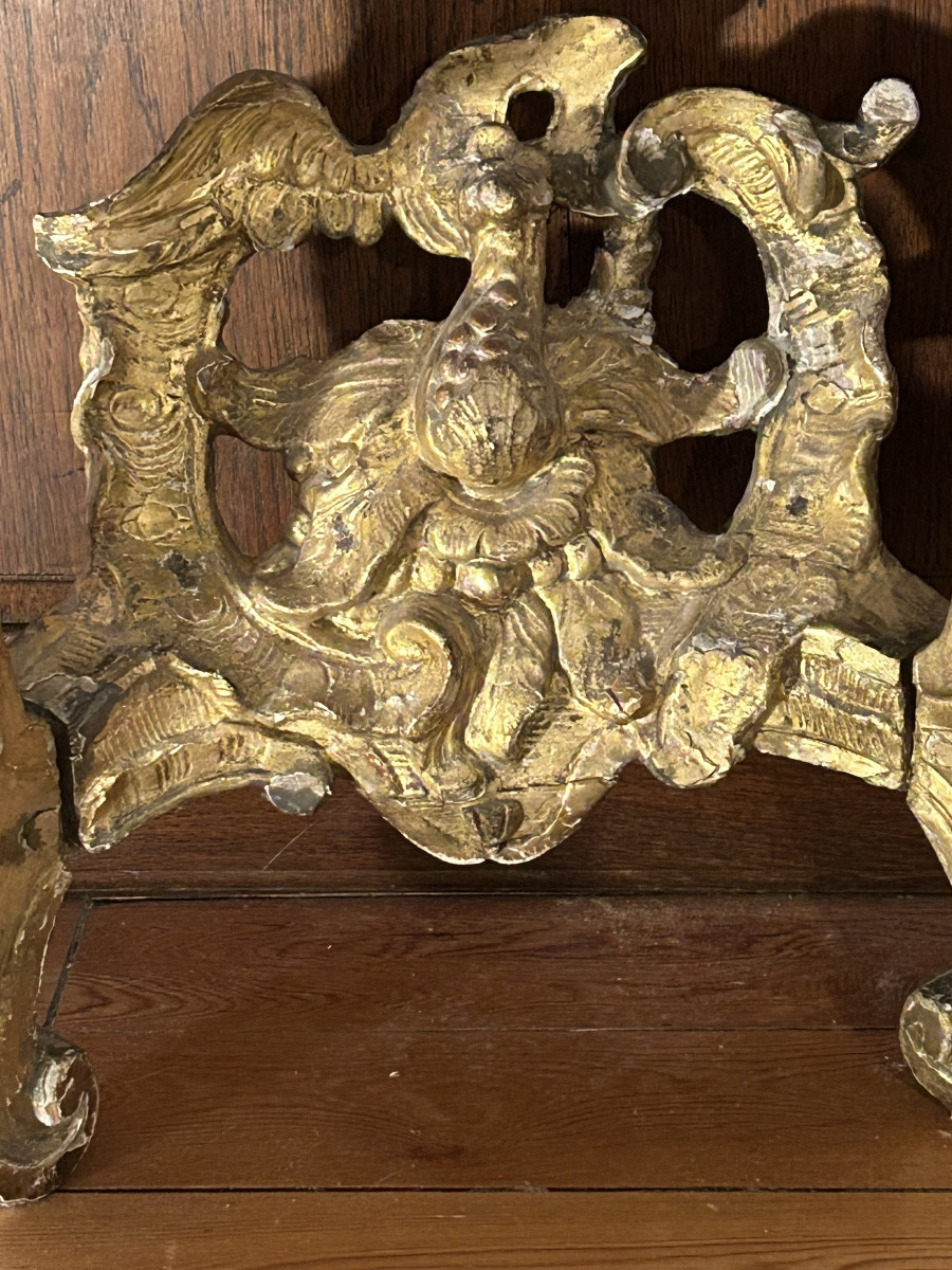 Console d’applique en bois doré sculpté « aux grenades »d’époque Louis XV-photo-1