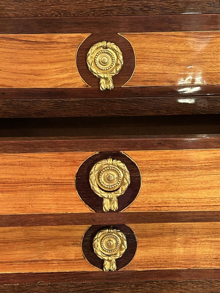 Grand chiffonnier colonnaire en marqueterie d’époque Louis XVI-photo-2