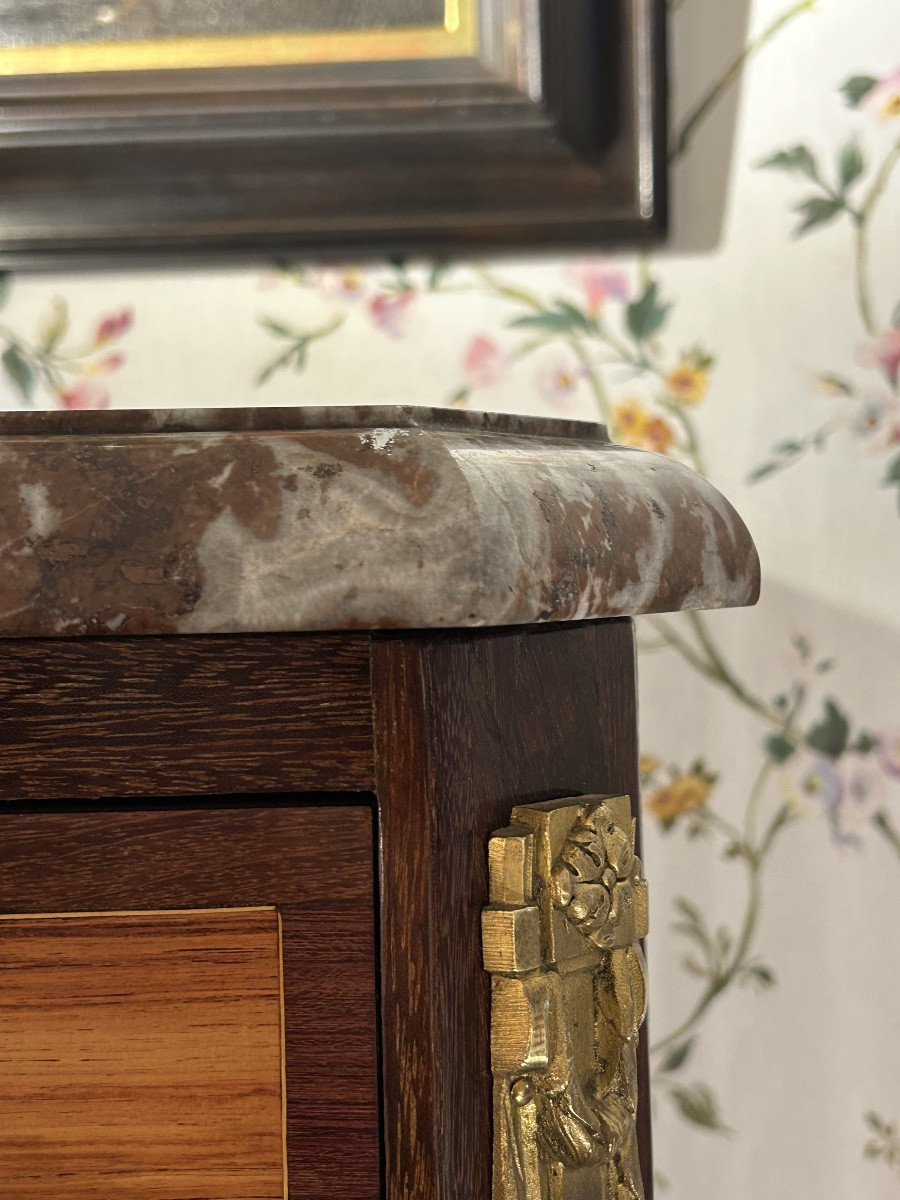 Grand chiffonnier colonnaire en marqueterie d’époque Louis XVI-photo-1