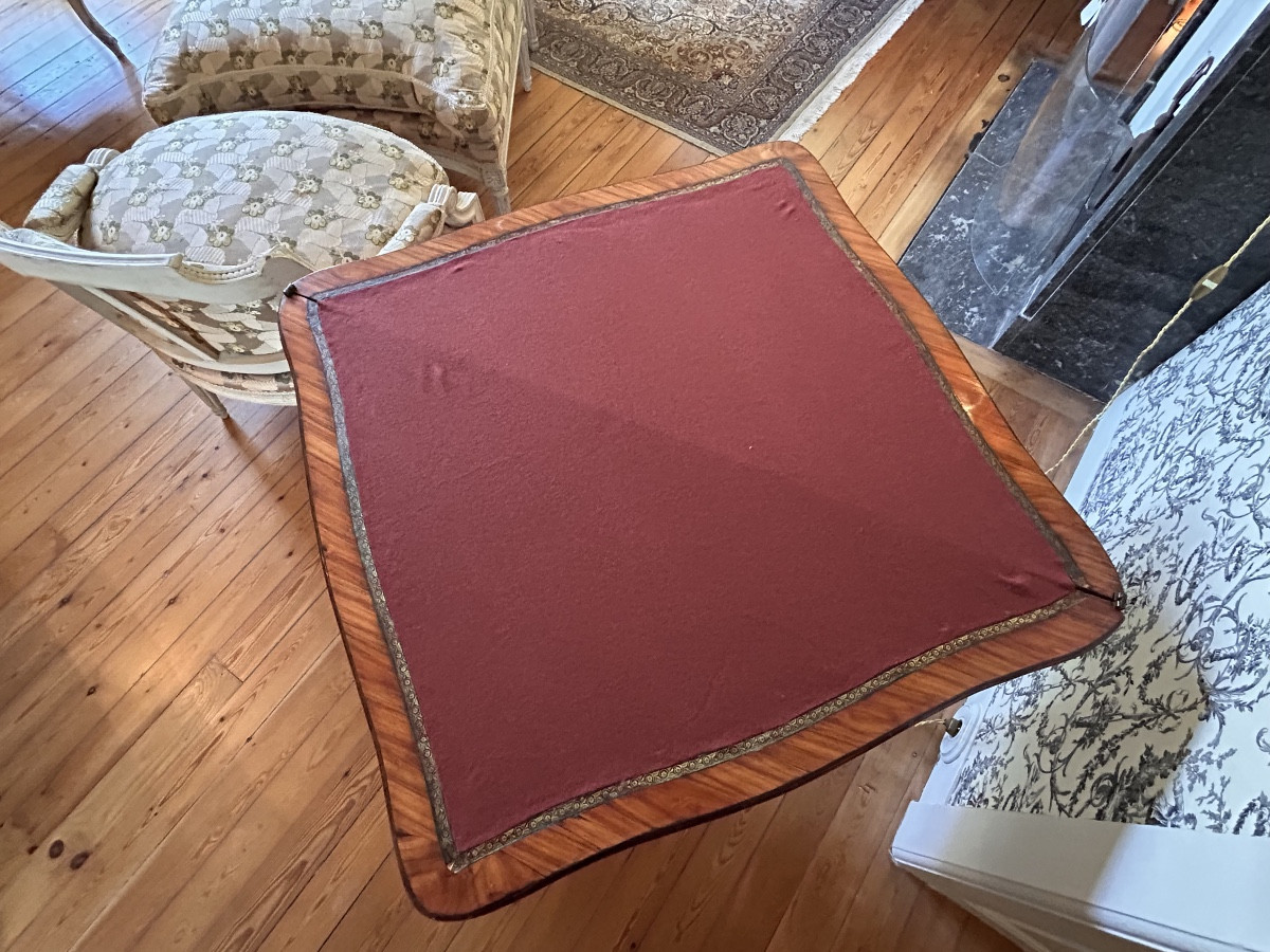Table à jeux triangulaire en encoignure d’époque Louis XV-photo-3