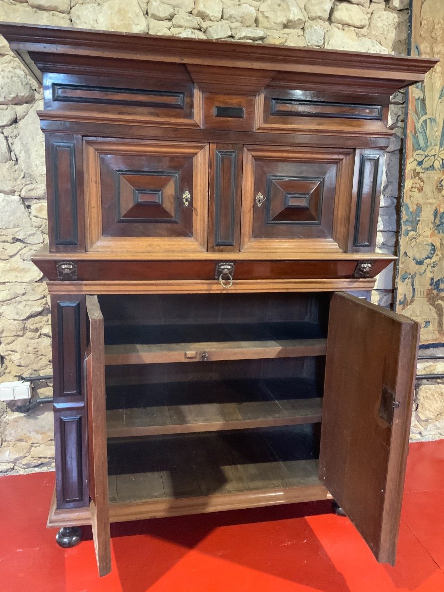 17th Century Flemish 4-door Buffet-photo-1