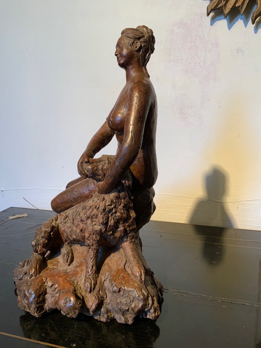 Olive Wood Sculpture, Woman With Her Dog.-photo-3