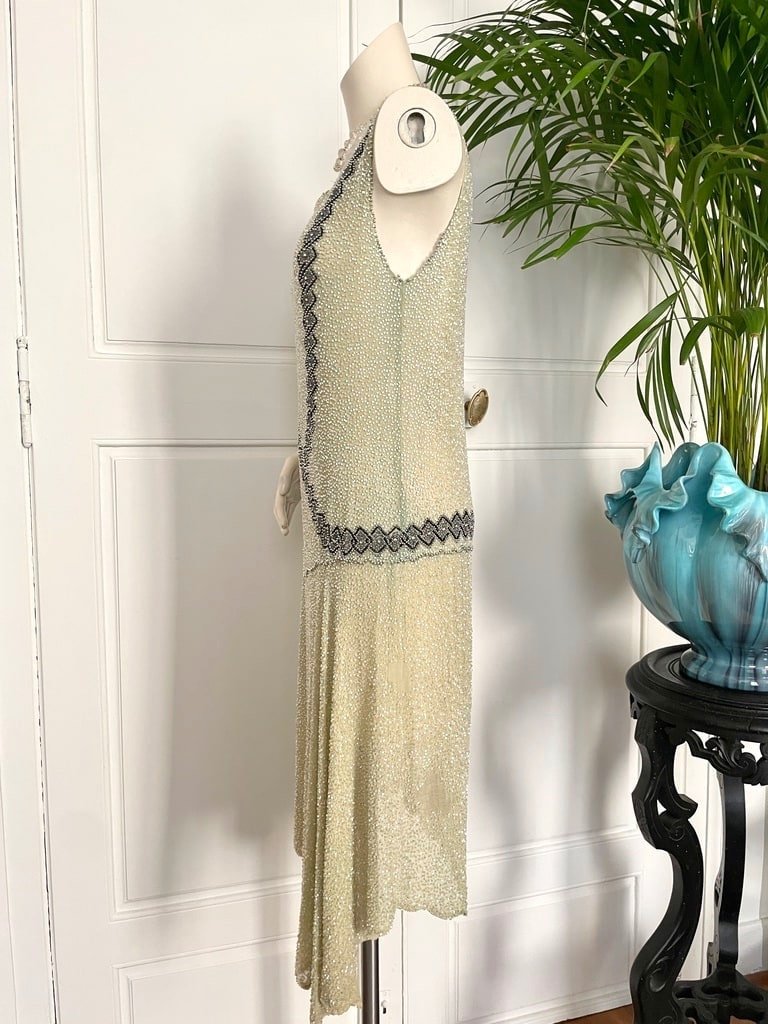 Tailleur En Broderie Vermiculée Sur Mousseline De Coton - Robe Charleston - Vers 1925-photo-4