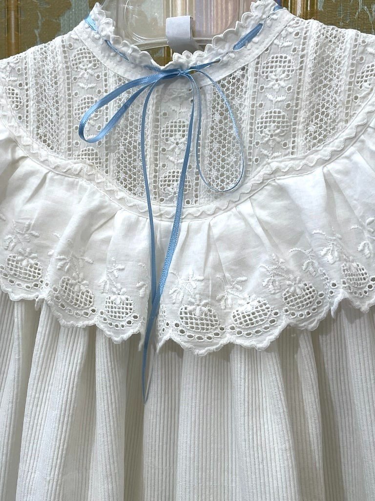 Long Christening Dress - White Cotton Piqué - Silk Ribbon - Antique Linen-photo-2