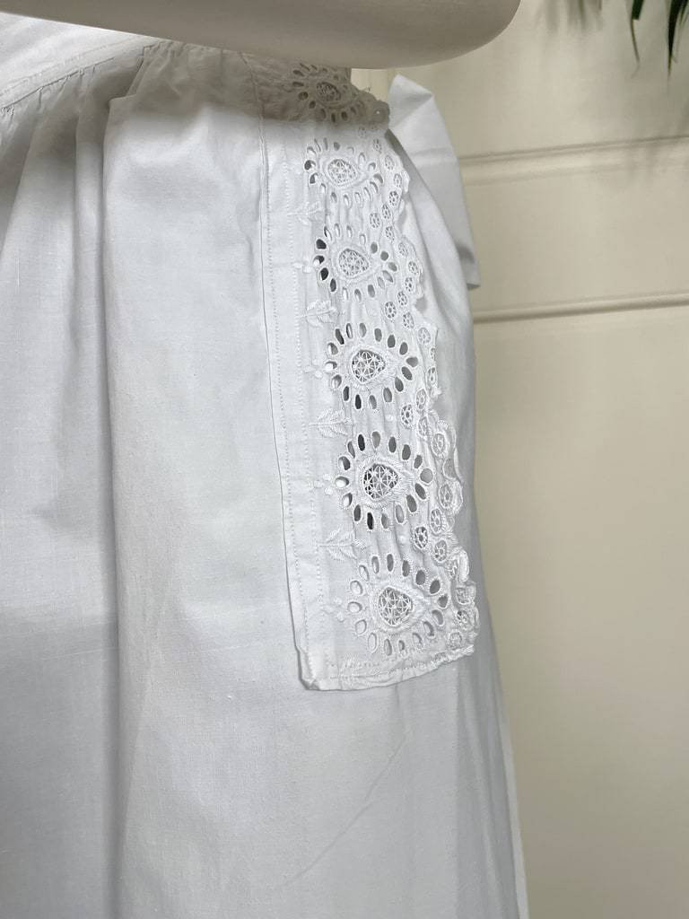 Service Apron English Embroidery And Religious Pleats On Fine Percale Antique Office Linen-photo-3