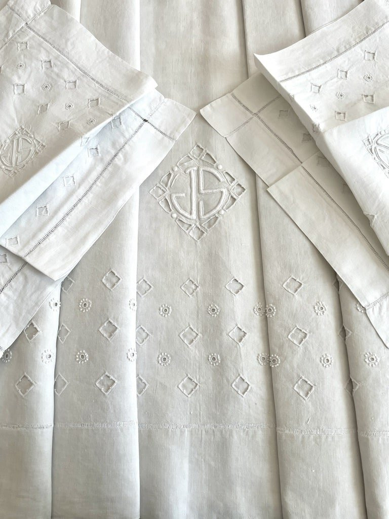 Bedding Set - Hand Embroidered Linen - Sheet And Pair Of Pillowcases Numbered Js - Antique Linen From The Early 20th Century-photo-2