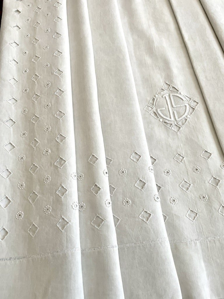 Bedding Set - Hand Embroidered Linen - Sheet And Pair Of Pillowcases Numbered Js - Antique Linen From The Early 20th Century-photo-5