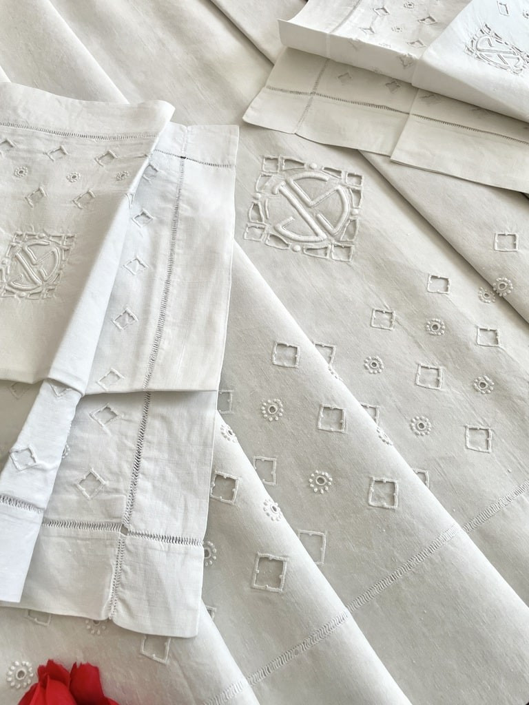 Bedding Set - Hand Embroidered Linen - Sheet And Pair Of Pillowcases Numbered Js - Antique Linen From The Early 20th Century