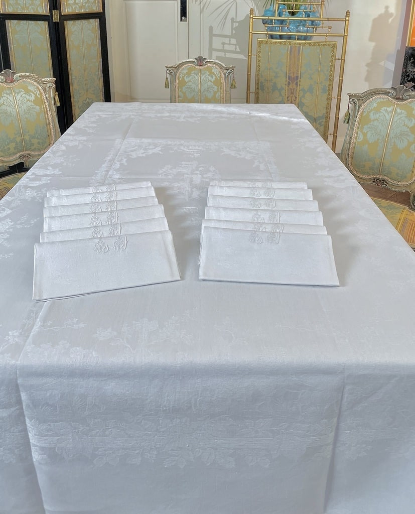 Service de table en lin damassé - Scènes de chasse  à courre  - Nappe + Serviettes 12 couverts 