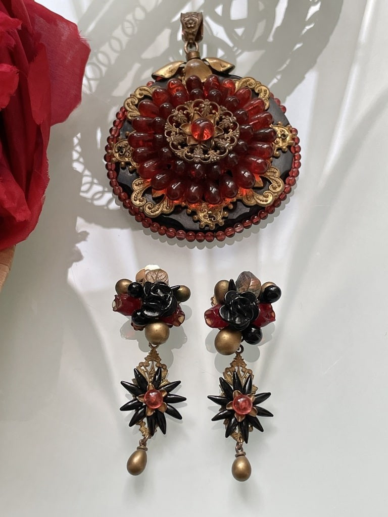 Vintage Jewelry - Pendant And Earrings Set - Attributed To The Jeweler Louis Rousselet