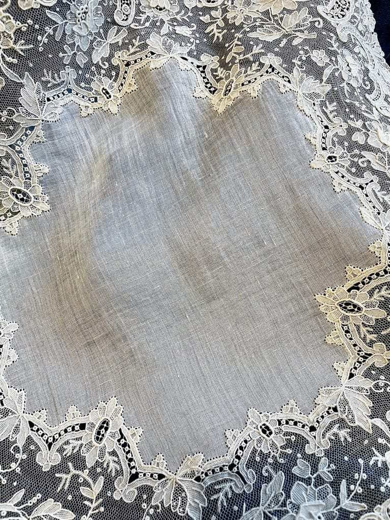 Mouchoir de Mariage fin XIXe - Dentelle à l'aiguille - Point de gaze Bruxelles - Linge ancien -photo-6