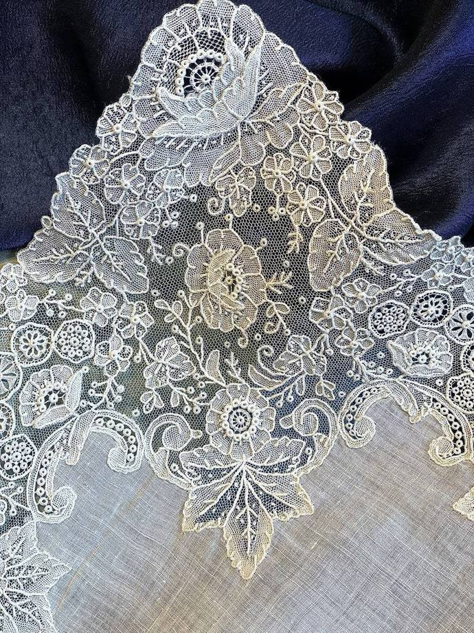 Antique Wedding Handkerchief - Needlepoint - Brussels Lace - Antique Linen-photo-4