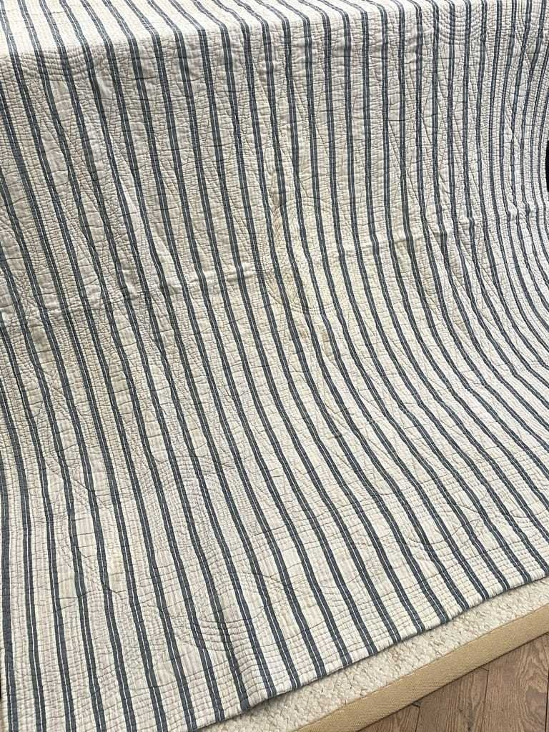 Marseille Quilted Blanket - Double-sided In Striped Cotton And Plain Blue - Antique Linen-photo-1