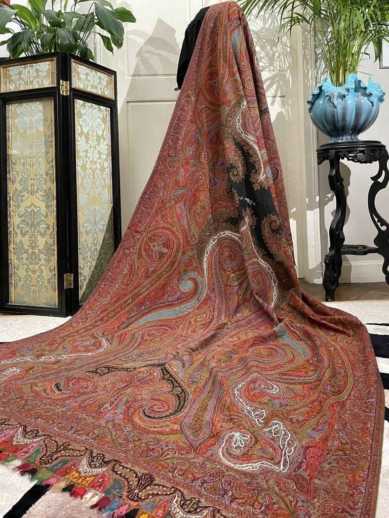 Châle long avec coffret - Signature et marque du châlier - Tissage au lancé découpé - Vers 1860-photo-4