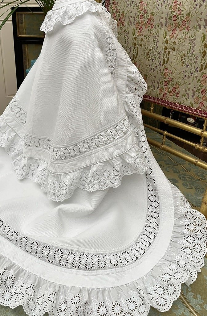 Manteau Cape de Baptême en Piqué de Coton - Volant et entre-deux en Broderie Anglaise - XIXème-photo-4