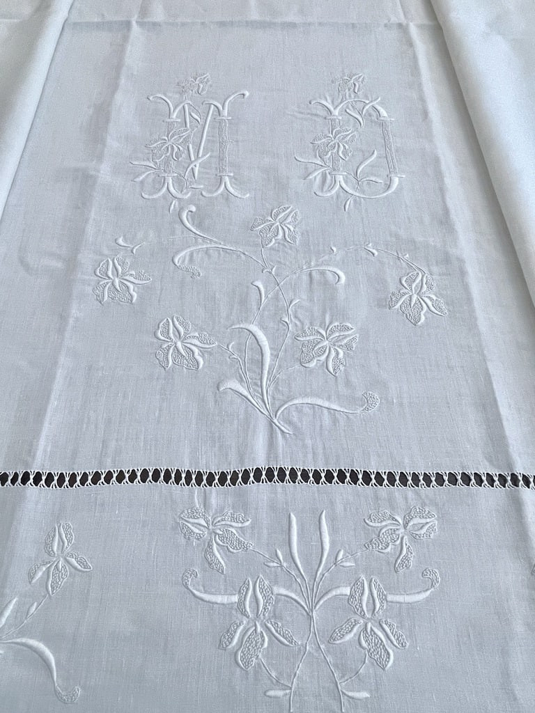 Large Sheet Discovery Md - Iris And Rivers Of Days - Antique Linen-photo-2