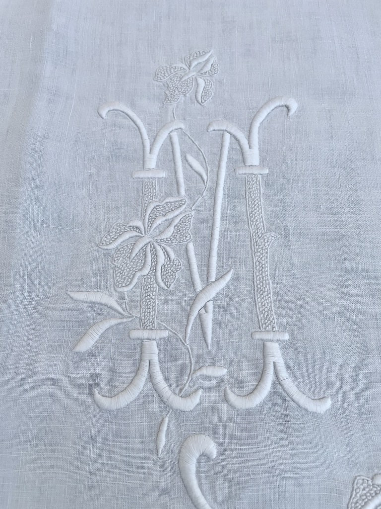 Large Sheet Discovery Md - Iris And Rivers Of Days - Antique Linen-photo-1