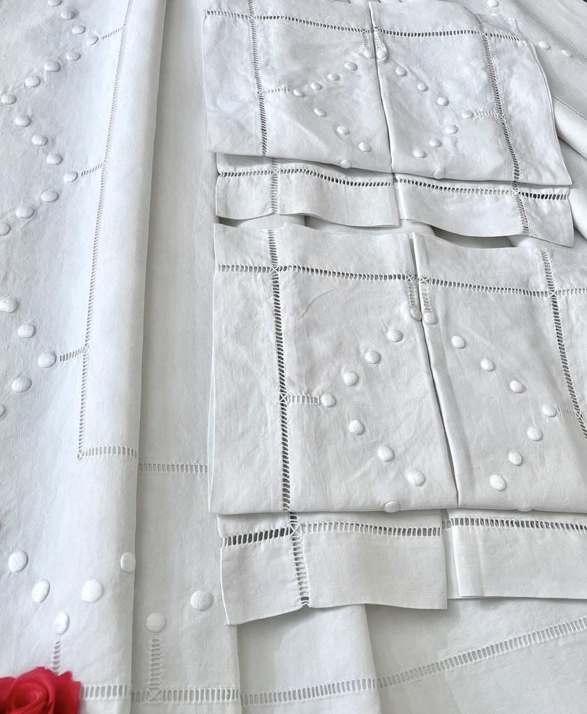 Large Linen Sheet With Two Pillowcases - White Embroidery Jours échelle - Antique Linen