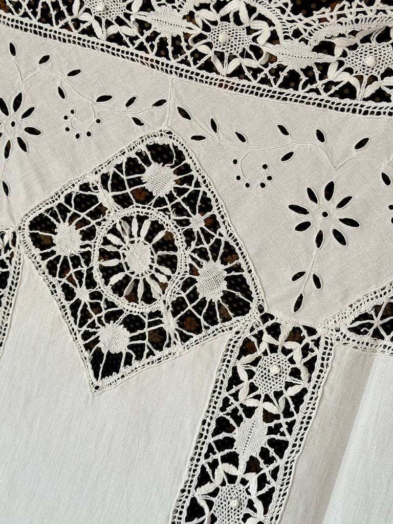 Pair Of Antique Blackout Curtains With Lace From Le Puy | Cream-colored Cotton | Antique Linens-photo-3