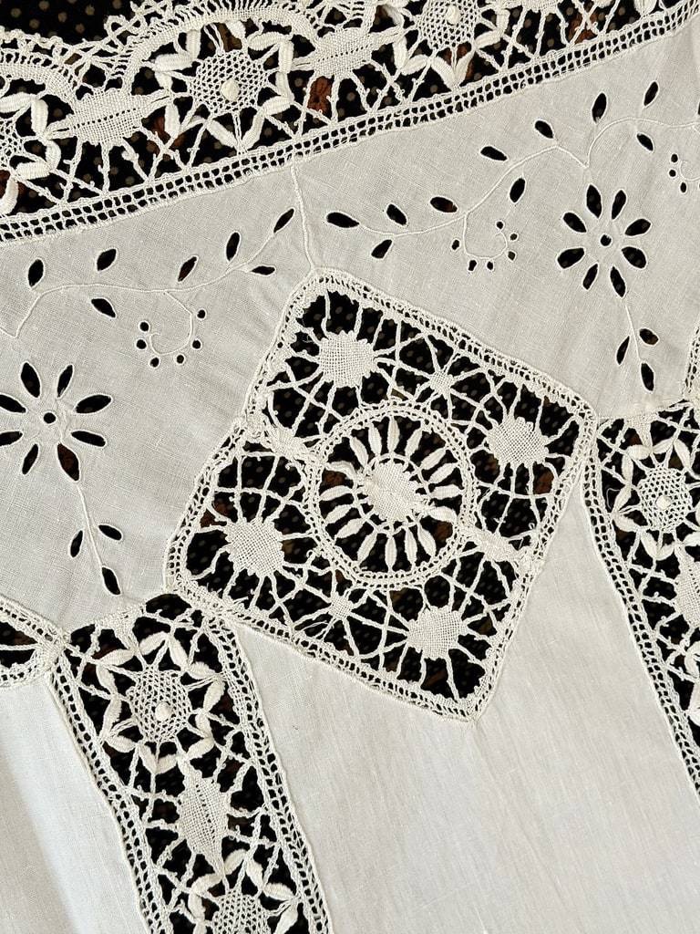 Pair Of Antique Blackout Curtains With Lace From Le Puy | Cream-colored Cotton | Antique Linens-photo-4