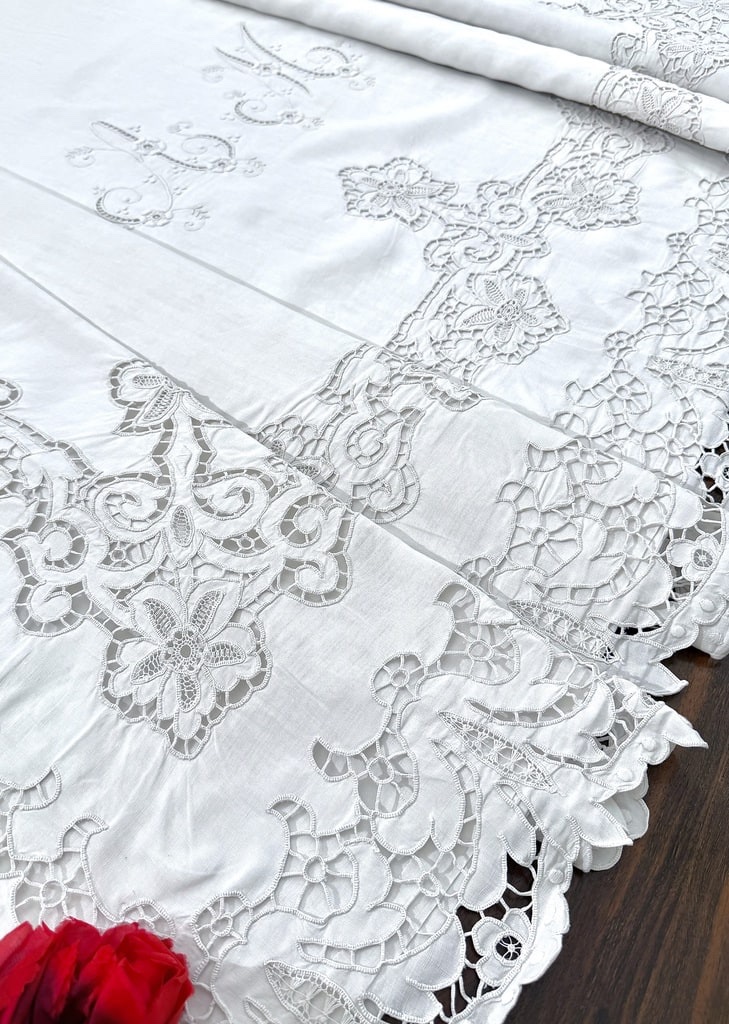 Drap ancien chiffré A-M en fil de lin - Broderie Richelieu Renaissance - Trousseau du XIXe