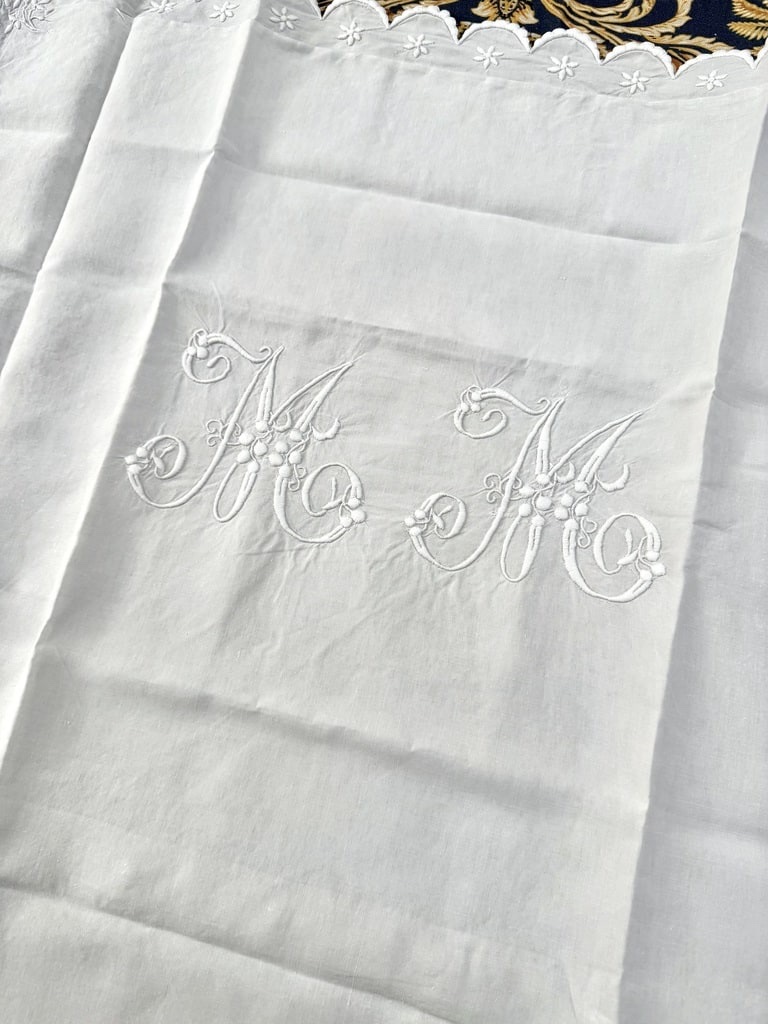Pairs Of Antique Pillowcases - M-m Monogram Embellished With Polka Dots And Scalloped Edges - Late 19th Century-photo-3