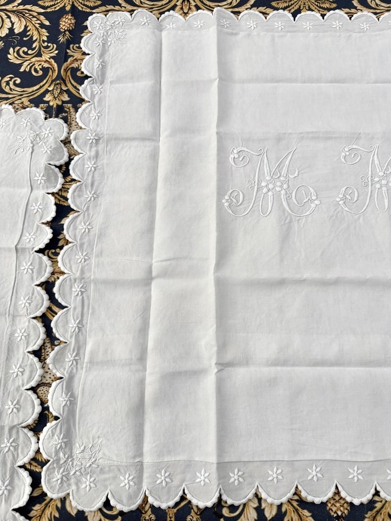 Pairs Of Antique Pillowcases - M-m Monogram Embellished With Polka Dots And Scalloped Edges - Late 19th Century-photo-7