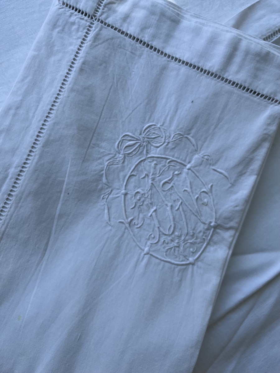 Pillowcases (6) In Cotton Thread. Dn Monogram Topped With A Louis XVI Knot.-photo-4