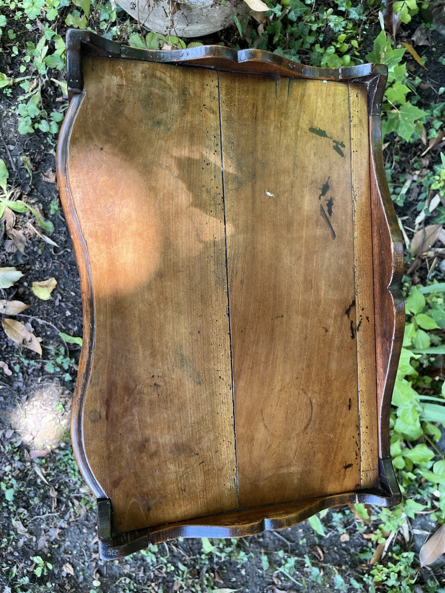 table de chevet ou autre  en Noyer. Double tablettes et un tiroir sur côté. Début XXème-photo-4