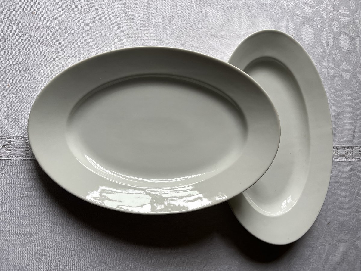 White Earthenware Plates (2). Veggie Plates, Oyster Plates-photo-2