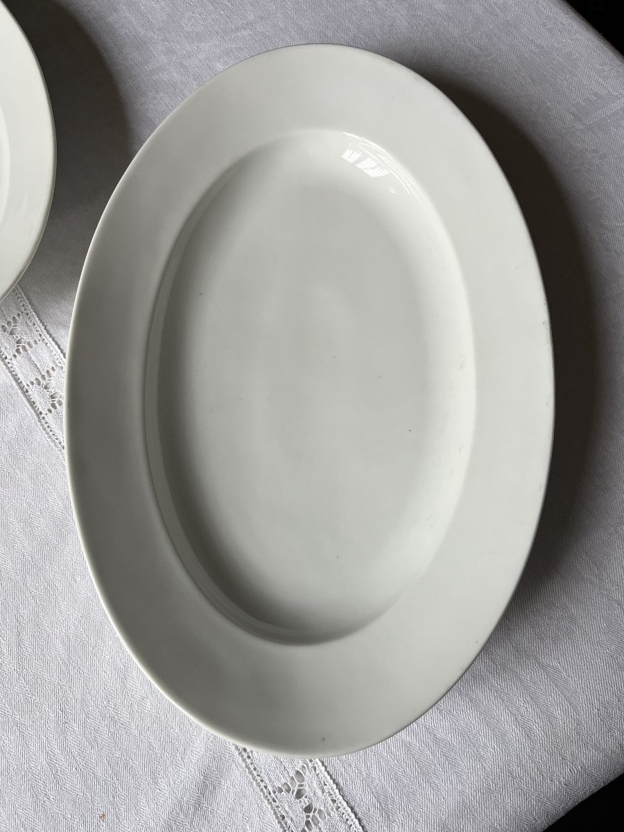 White Earthenware Plates (2). Veggie Plates, Oyster Plates-photo-3