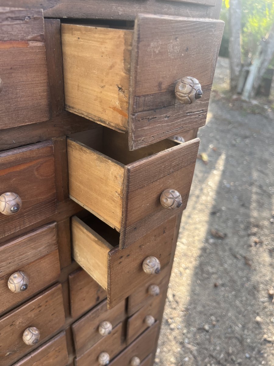 White Wooden Workshop Cabinet With Drawers -photo-2