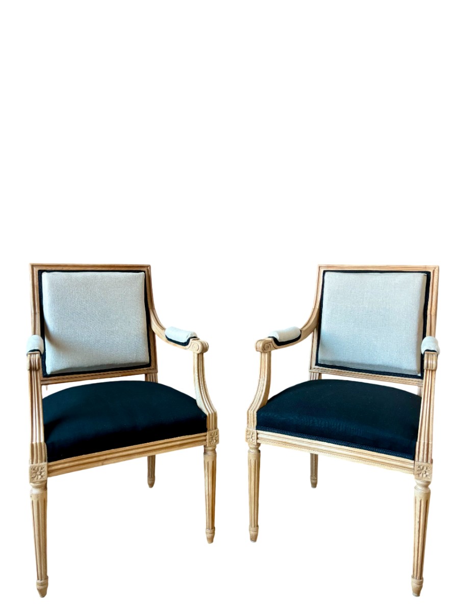 Paire De Fauteuils Louis XVI