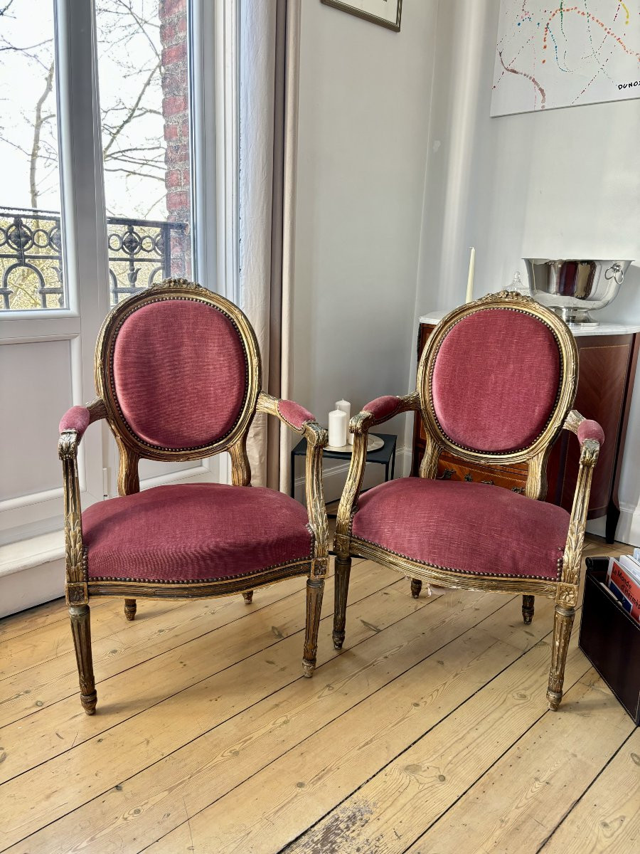 Paire de Fauteuils Médaillon Louis XVI-photo-4